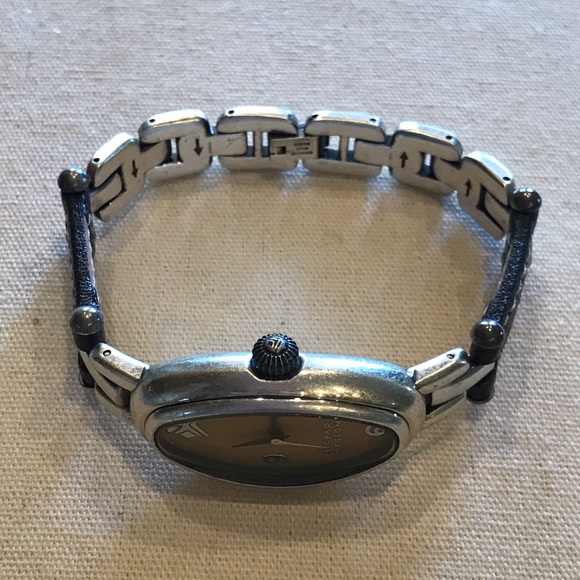 ❤️ Silpada Mother-of-Pearl & Brown Leather Watch - Picture 3 of 4